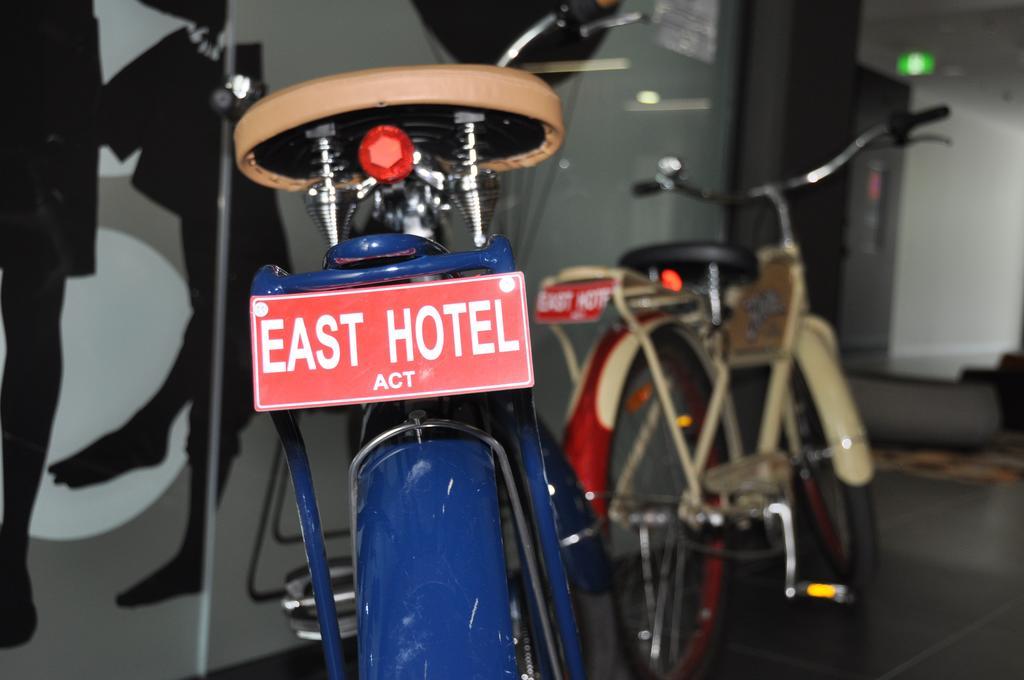 อีสต์โฮเต็ล แอนด์ อพาร์ตเมนท์ Hotel แคนเบอร์รา ภายนอก รูปภาพ