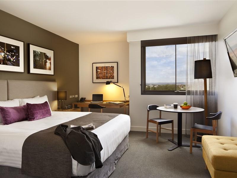 อีสต์โฮเต็ล แอนด์ อพาร์ตเมนท์ Hotel แคนเบอร์รา ภายนอก รูปภาพ